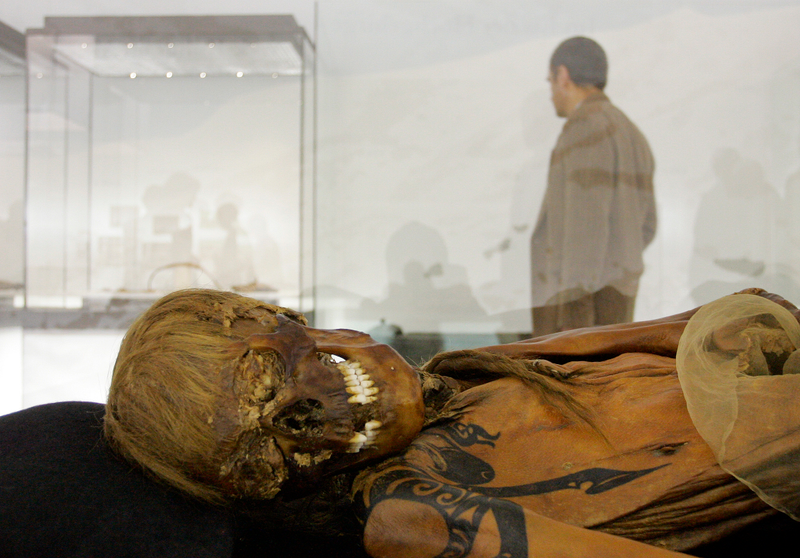 Illustration for article titled Soviet Bombers and Scythian Mummies: The Archaeology Uncovered By Climate Change